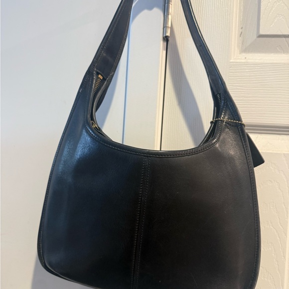 Authentic Coach Ergo Black Leather Shoulder Bag - Picture 5 of 6